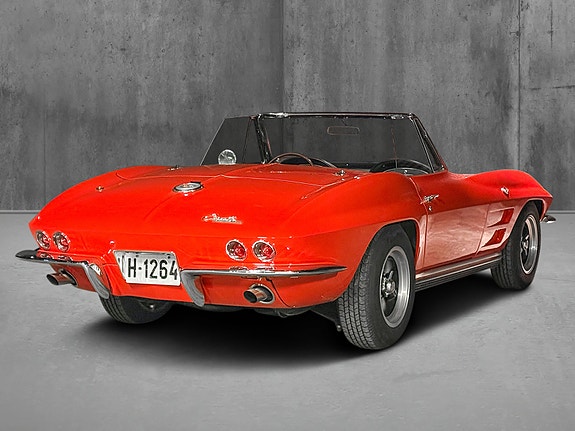 Chevrolet Corvette 8 of 17