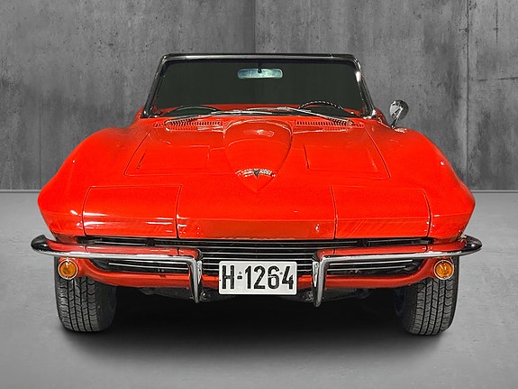 Chevrolet Corvette 3 of 17