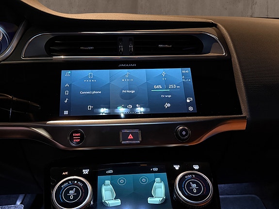 Jaguar I-PACE 30 of 30