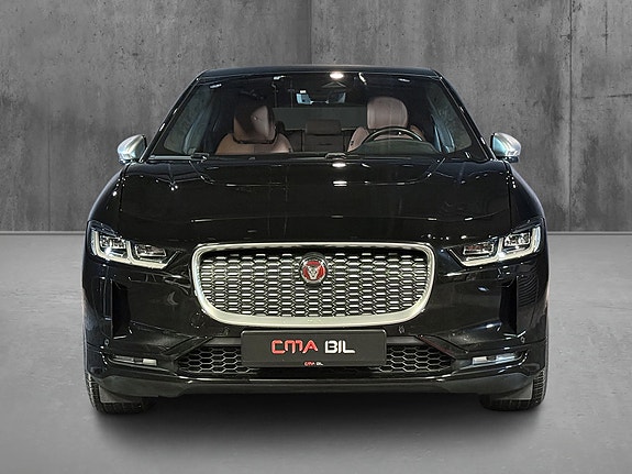 Jaguar I-PACE 3 of 5