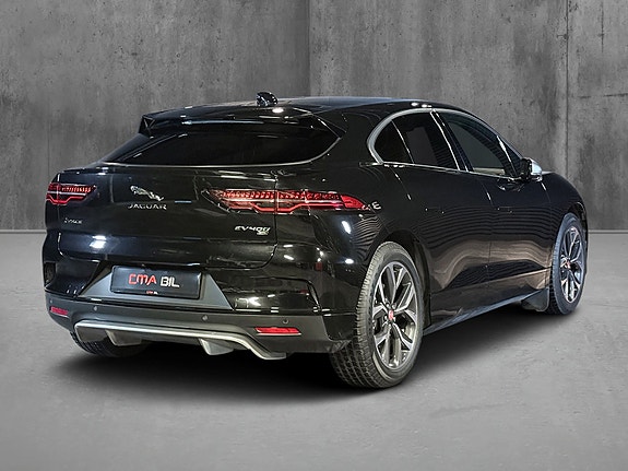 Jaguar I-PACE 8 of 30