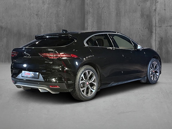 Jaguar I-PACE 7 of 30
