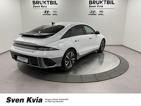 Hyundai Ioniq 6 5 of 5