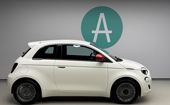 Fiat 500 4 of 5