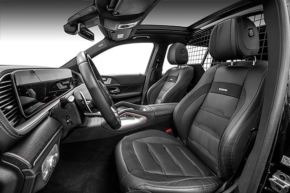 Mercedes-Benz GLS63 17 of 30