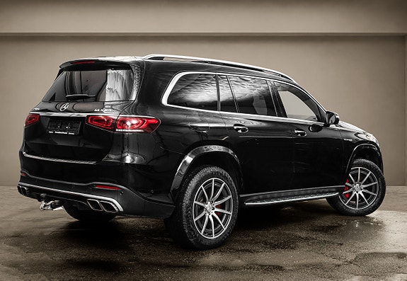 Mercedes-Benz GLS63 4 of 30