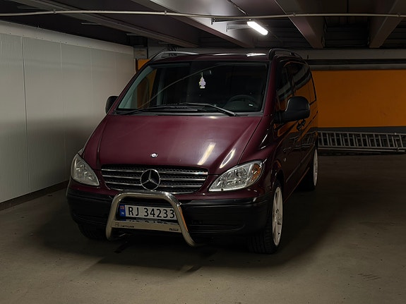 Mercedes-Benz Vito 111 2 of 5