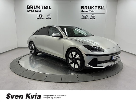 Hyundai Ioniq 6 3 of 5