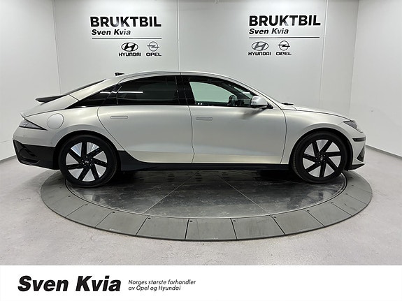 Hyundai Ioniq 6 4 of 5