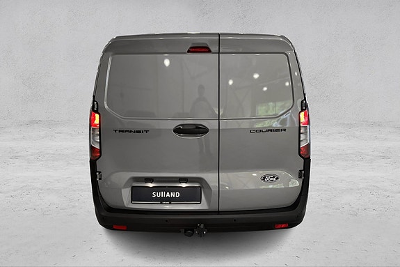 Ford Transit Courier 4 of 5