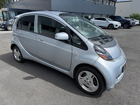 Mitsubishi I-Miev 2012 photo 5