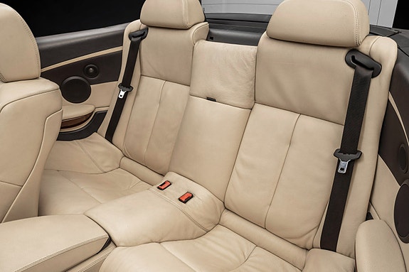BMW 650i 30 of 30