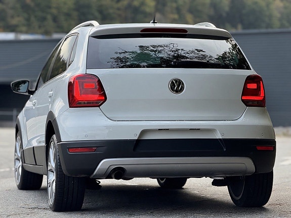 Volkswagen Polo Cross 2015 photo 4