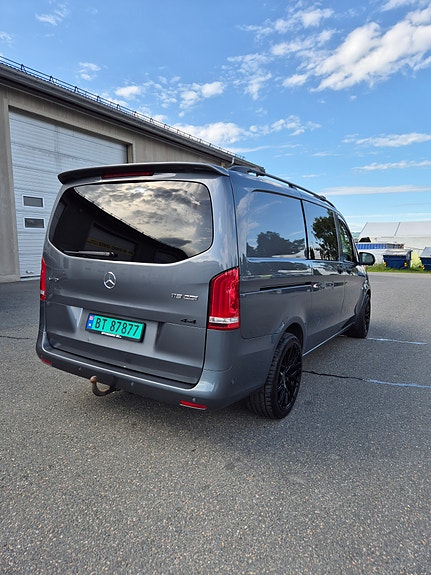 Mercedes-Benz Vito 119 4 of 5