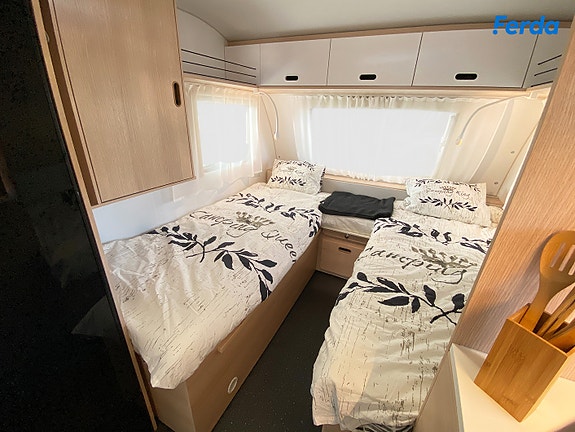 Adria Aviva 492 LU // Lett kjørevogn med enkle senger! 9 of 20