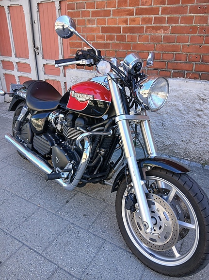 Triumph Speedmaster 900 2 of 5