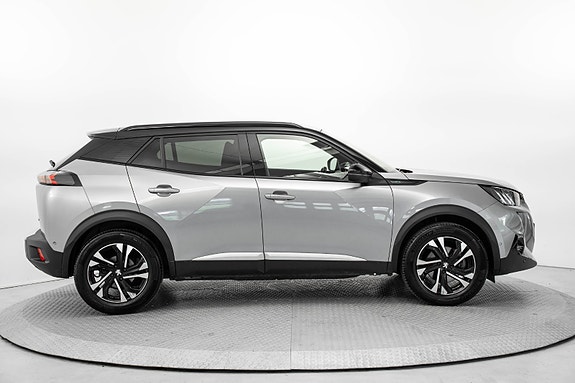 Peugeot 2008 4 of 5