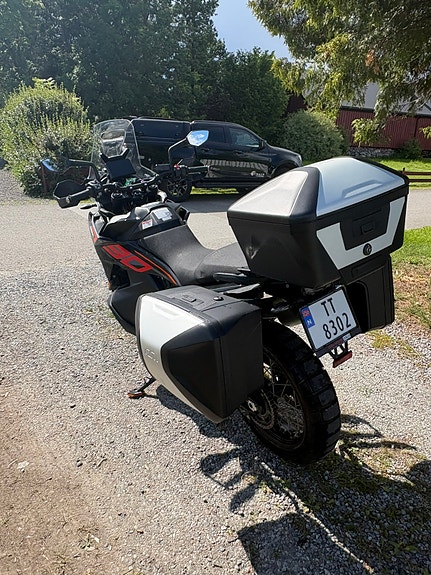 KTM 790 Adventure 3 of 5
