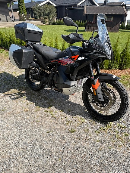 KTM 790 Adventure 2 of 5