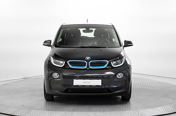 BMW i3 3 of 5