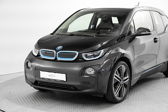 BMW i3 2 of 5
