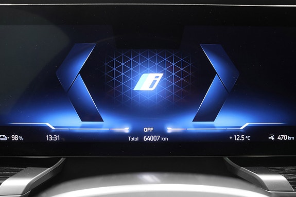 BMW i7 11 of 29