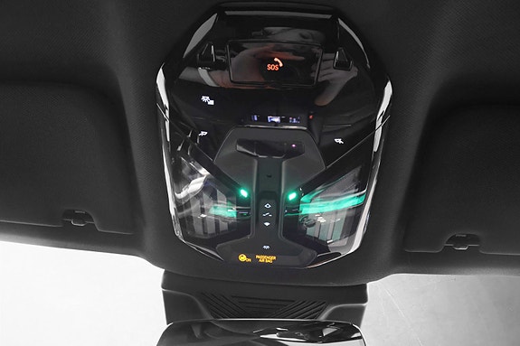 BMW i7 27 of 29