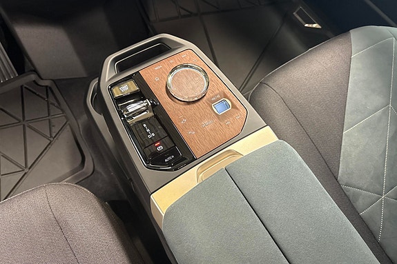 BMW iX 22 hos Sommerseth