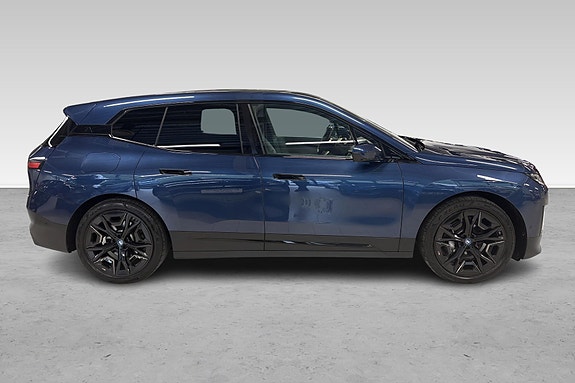 BMW iX 11 hos Sommerseth