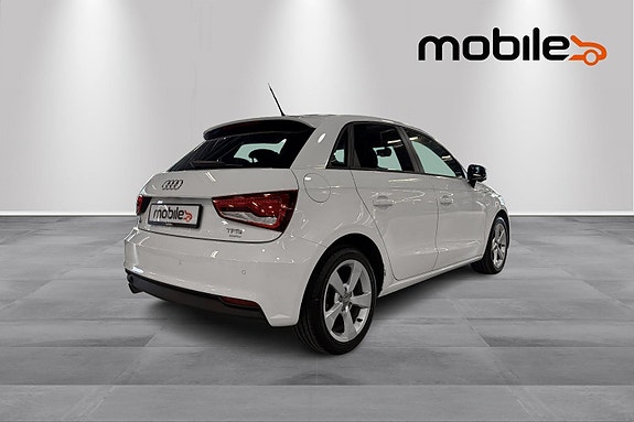 Audi A1 3 of 5