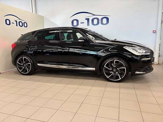 Citroen DS5 4 of 30