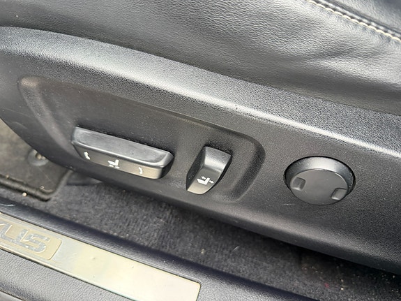 Lexus RX450h 8 of 29