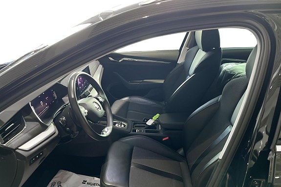 Skoda Octavia 5 of 11