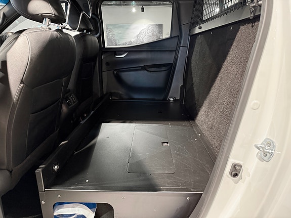 Mercedes-Benz X250 d 16 of 17