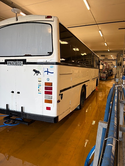 Volvo B6FA -506 3 of 5