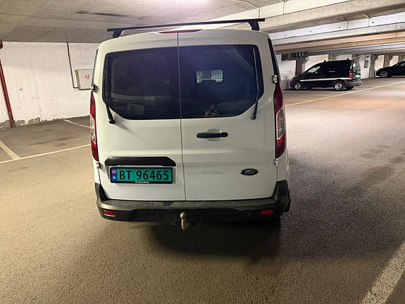 Ford Transit Connect 5 of 5