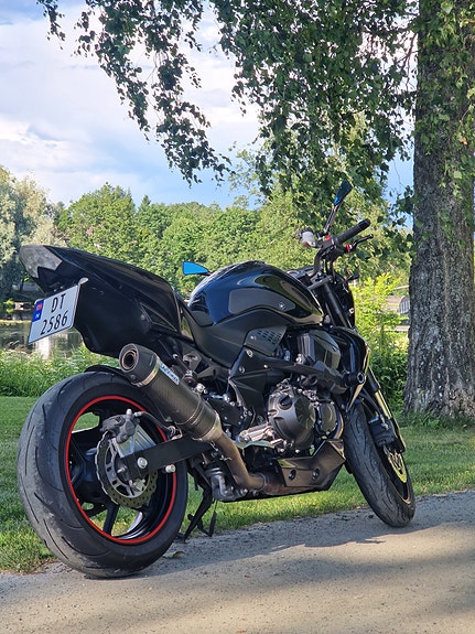 Kawasaki Z 750 4 of 5