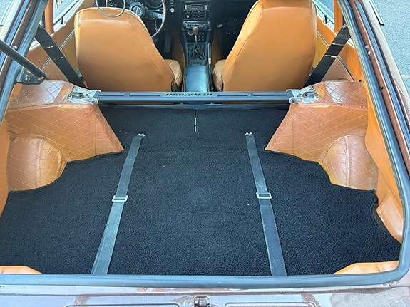 Datsun 240Z 8 of 15