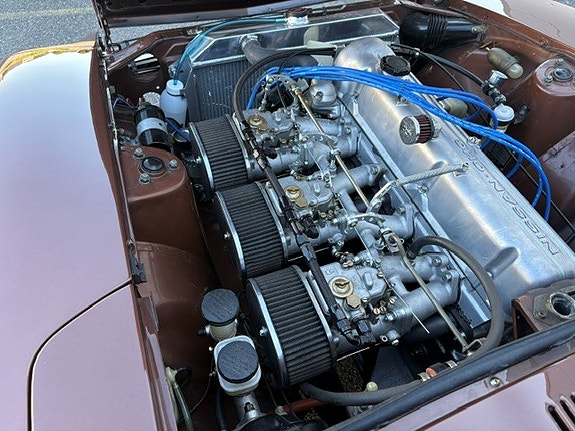 Datsun 240Z 12 of 15