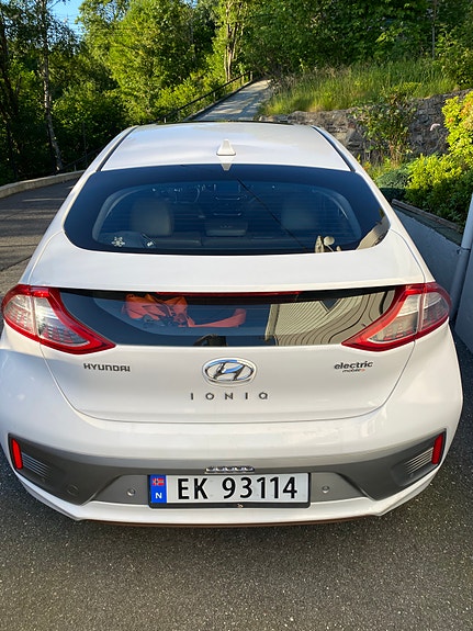 Hyundai IONIQ 4 of 5