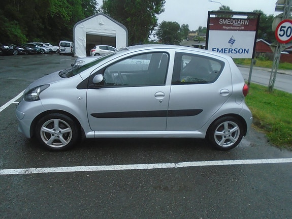 Toyota Aygo 5 of 5