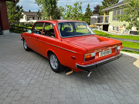 Volvo 140 4 of 5