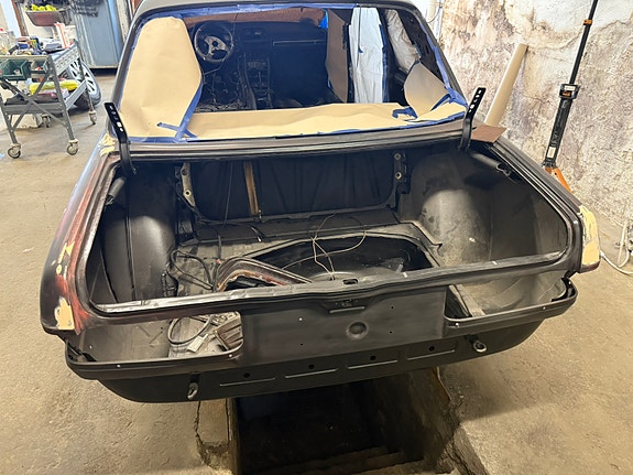 Mercedes-Benz 300 D 14 of 30