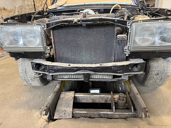 Mercedes-Benz 300 D 6 of 30