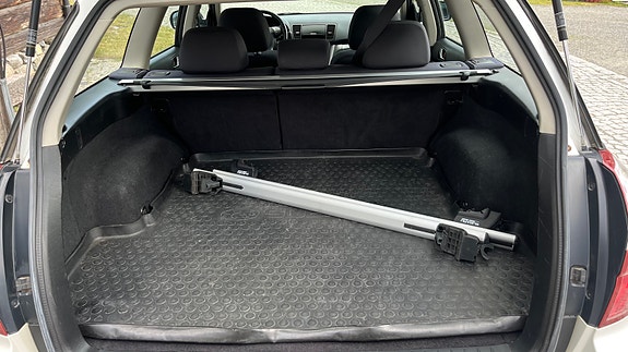 Subaru Legacy 16 of 18