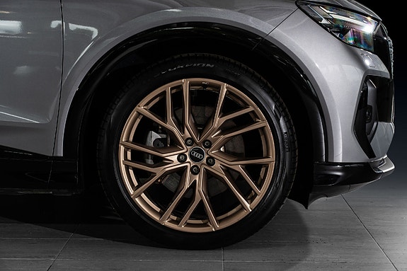 Audi Q4 e-tron 9 of 29