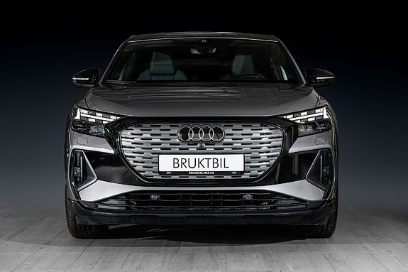 Audi Q4 e-tron 3 of 29