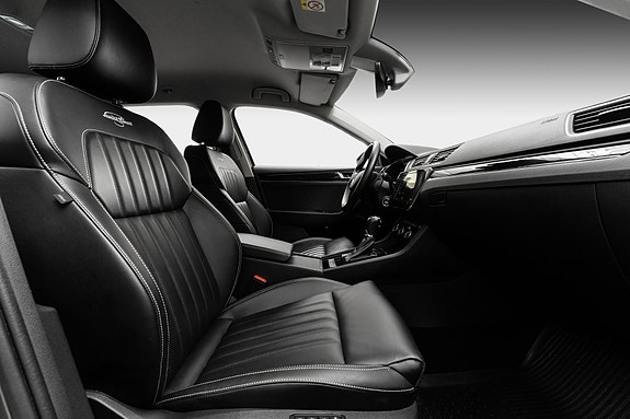 Skoda Superb 18 of 30