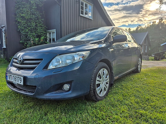 Toyota Corolla 5 of 5