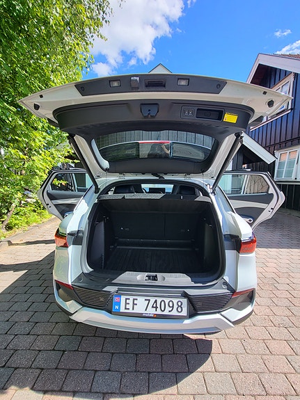 BYD Atto 3 5 of 5